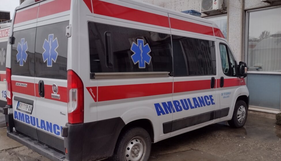 Pratnja pacijenta iz Jagodine napala i povredila vozača kragujevačke Hitne pomoći 10
