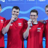 Srpski plivači osvojili zlatnu medalju na Evropskom prvenstvu u štafeti 4x100 metara slobodnim stilom 3