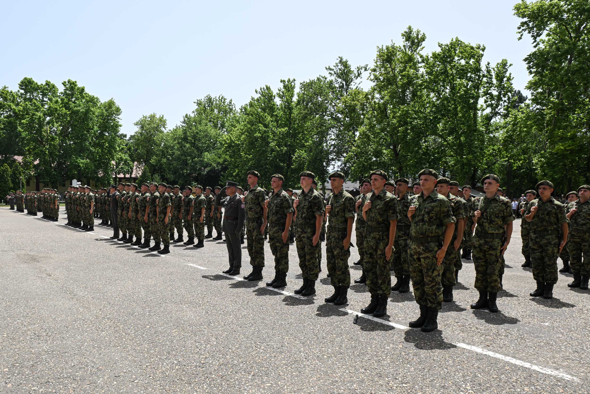 Vojnici junske klase na dobrovoljnom služenju vojnog roka položili zakletvu (FOTO) 4