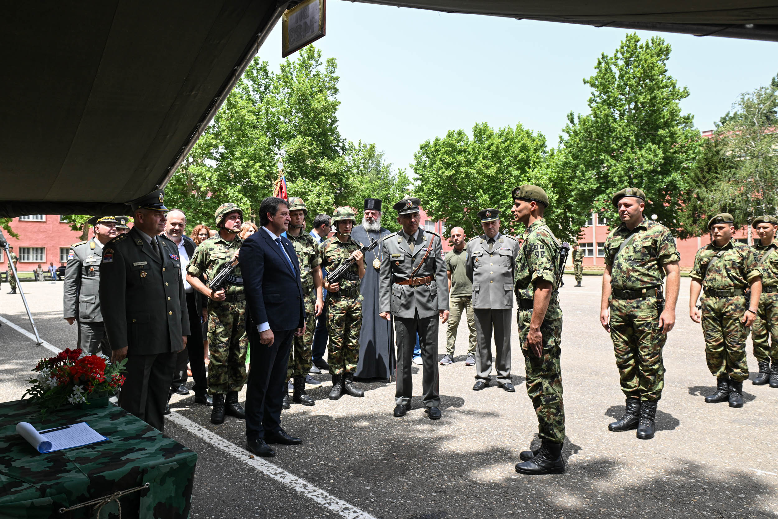 Vojnici junske klase na dobrovoljnom služenju vojnog roka položili zakletvu (FOTO) 8
