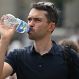 Skrivene opasnosti pijenja tople vode iz plastične flašice 8