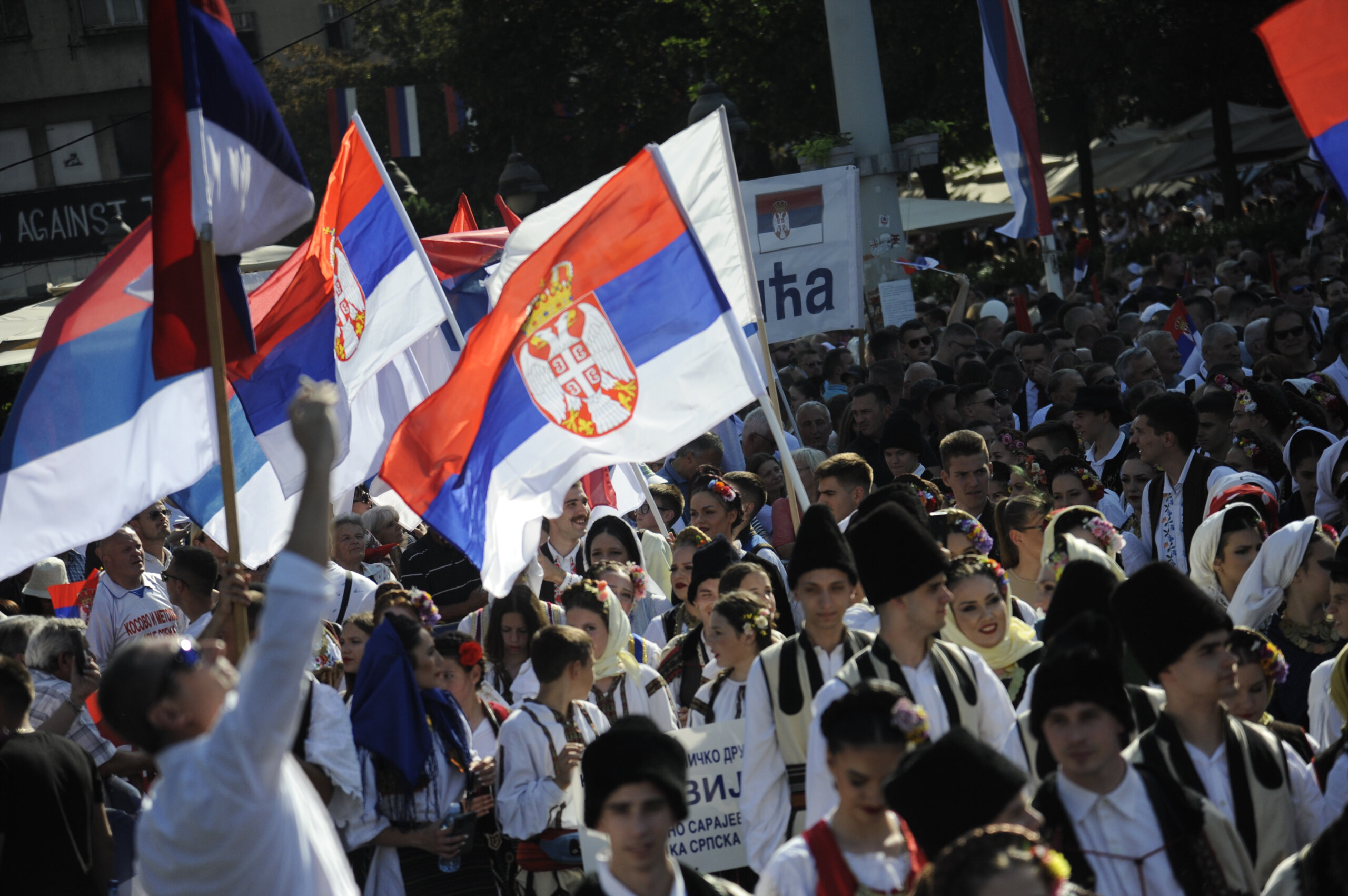 (FOTO) Kako je izgledala manifestacija "Jedan narod, jedan sabor - Srbija i Srpska" na Trgu republike u fotografijama? 12