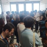 U toku sednica Saveta FPN na kojoj se bira dekan, studenti ušli u zgradu 7