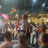 (VIDEO)U toku je protest u Novom Sadu, opozicija saopštava rezultate ispred Sajma 10