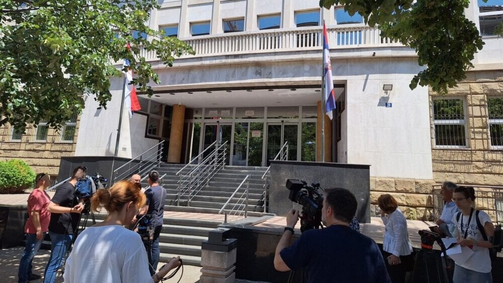 "Pozivamo Vučića da održi obećanje": Udruženju iz Vukovara otkazan sastanak u Tužilaštvu za ratne zločine jer su svi tužioci na godišnjem odmoru 2