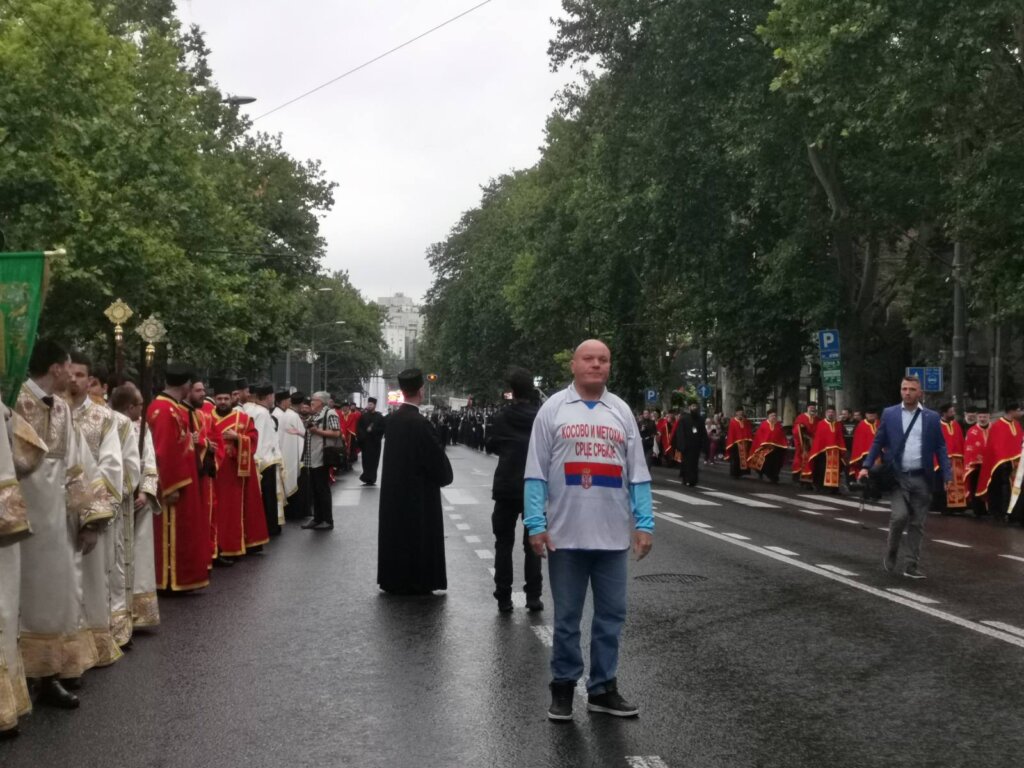 Porfirije na Spasovdanskoj litiji: Mi znamo ko smo i šta smo, pravoslavni hrišćani, deca Svetog Save i Vladike Nikolaja (VIDEO, FOTO) 6