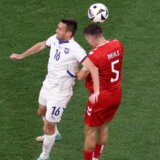 (UŽIVO) Srbija - Danska: Težište igre pred našim golom, štrecnuo nas piksijevski pokušaj iz kornera 8
