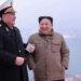 Građani Severne Koreje dužni su da nose jedan mali detalj na levoj strani: Šta to govori o Kim Džong Unu? 20