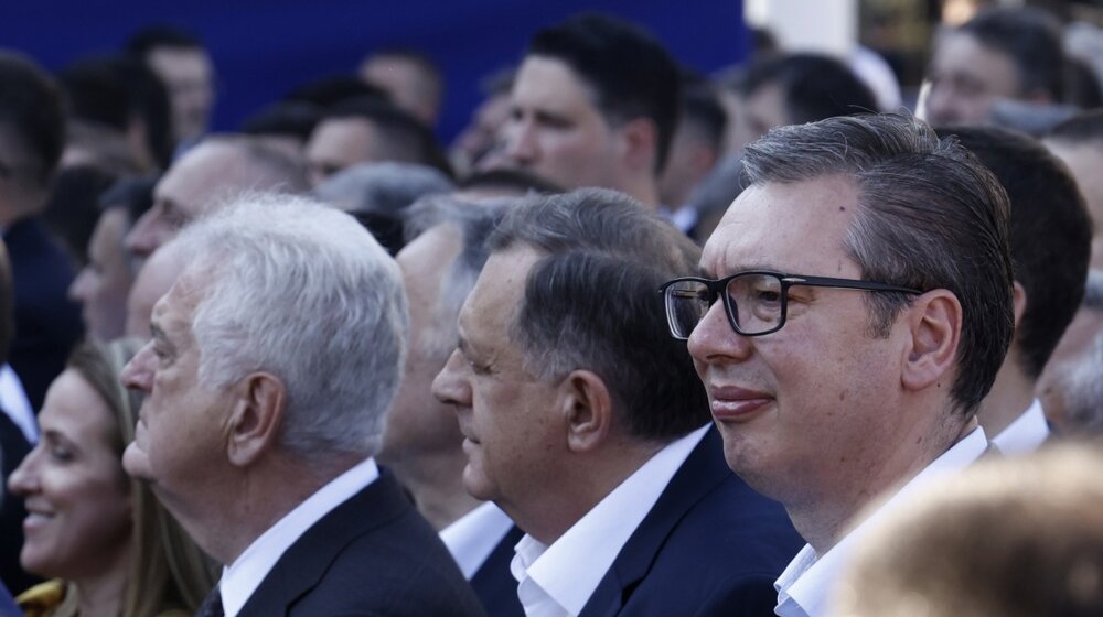 “Vučić je izvadio novi adut iz rukava, pronašao je način kako da uzdrma region”: Crnogorski kolumnista za Index 8