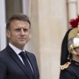 Tri imena u opticaju za premijera Francuske: Nastavljeni pregovori o vladi 6