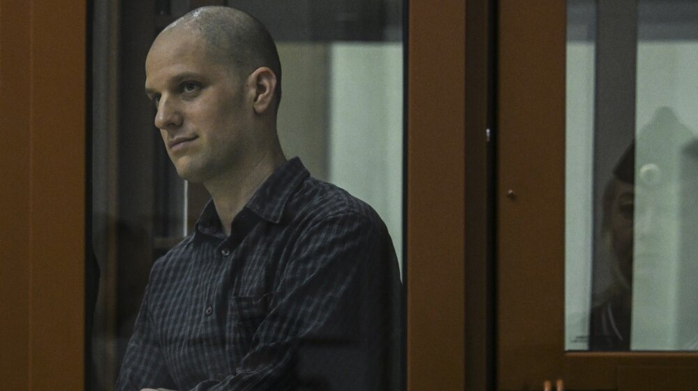 Rusija oslobodila američkog novinara Gerškoviča i marinca Vilana: Blumberg o velikoj razmeni zatvorenika 1