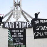 "Palestina će biti slobodna" na zgradi parlamenta Australije: Protest zbog suspenzije senatorke 15