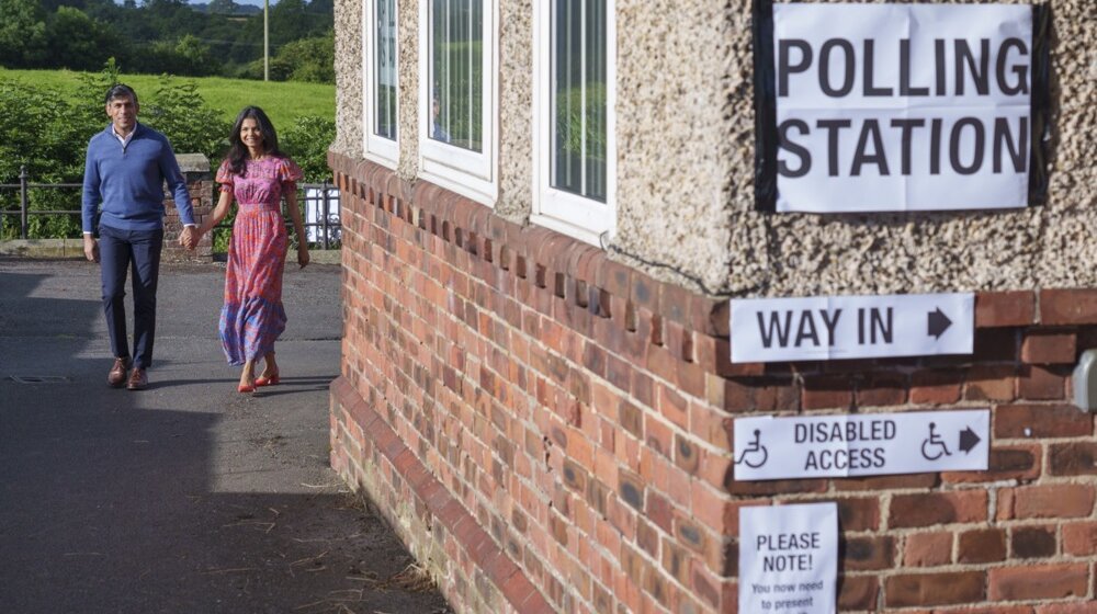 Izbori u Velikoj Britaniji i Severnoj Irskoj: Otvorena biračka mesta 10