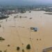 Srušio se most iznad reke, stradalo 11, nestalo 30 osoba: Posledice obilnih kiša na severu Kine (VIDEO) 15
