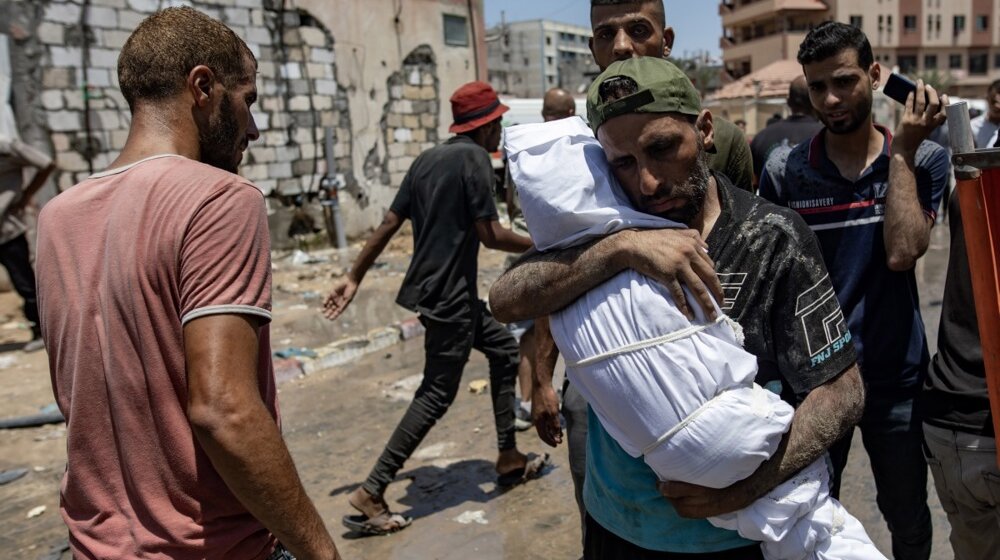 Iz Gaze u UAE evakuisano, radi lečenja, 85 bolesnih ili teško povređenih pacijenata 9