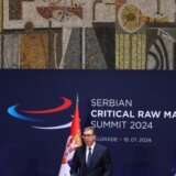 "Vučić vodi efikasnu politiku klackalice": Austrijski Standard tvrdi da se nemački kancelar bacio u zagrljaj autokrati zarad biznisa 7