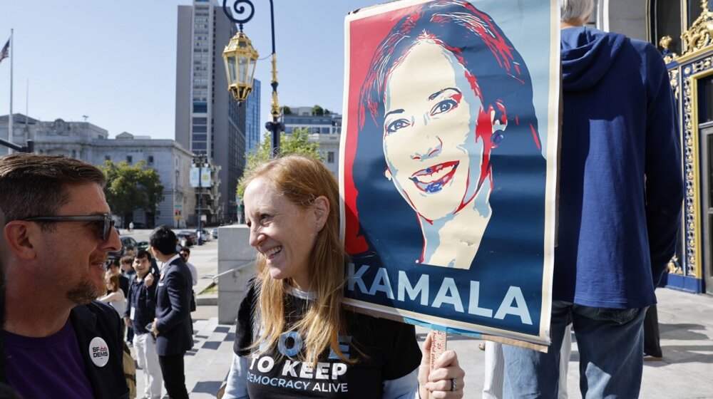 Da li su SAD spremne za ženu u Beloj kući i u čemu je snaga Kamale Haris: Analiza Sajmona Dženkinsa za Gardijan 1