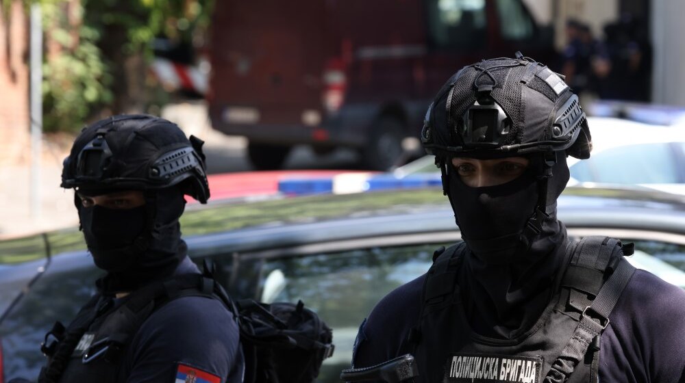 Srbija: Ubijen granični policajac, drugi teško ranjen, potraga za napadačem 10