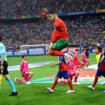 Euro 2024: Ledene kupke u dva ujutro i sklekovi pod tuševima - život portugalskih reprezentativaca sa Kristijanom Ronaldom 10