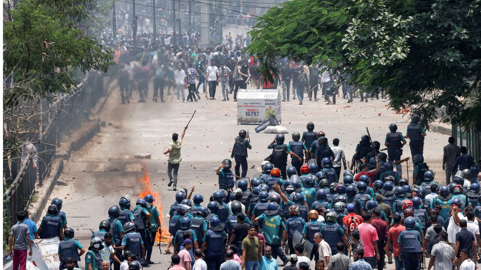 Sukobi između studenata, policije i pristalica vlasti