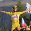 Biciklizam: Slovenac Tadej Pogačar posle Đira d'Italije osvojio i Tur d Frans 12