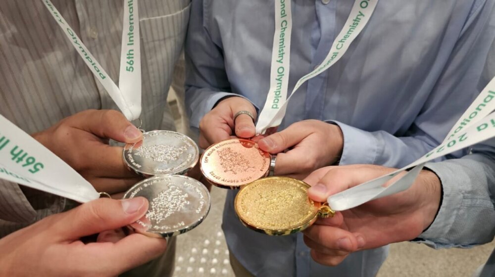 Četiri medalje za srednjoškolce iz Srbije na olimpijadi u Saudijskoj Arabiji 1