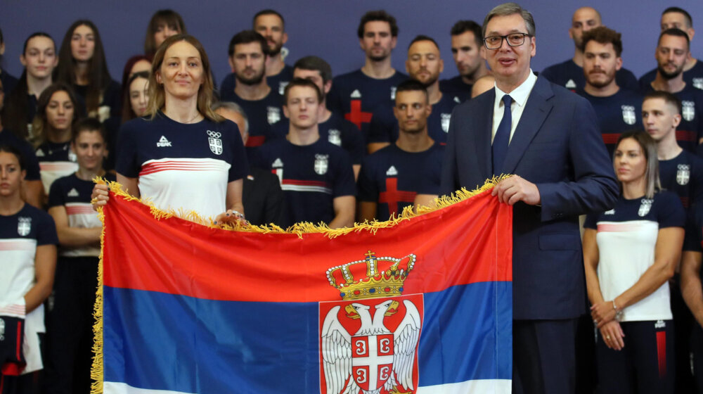 Predsednik Vučić pozdravio olimpijski tim: Pokažite svetu šta znači biti sportista iz Srbije 9