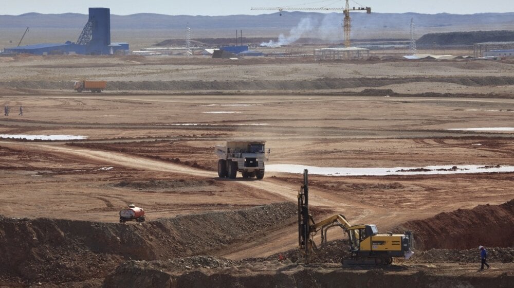 Rio Tinto rudarima u Mongoliji smanjio plate 80 odsto, sad pregovara sa štrajkačima 10
