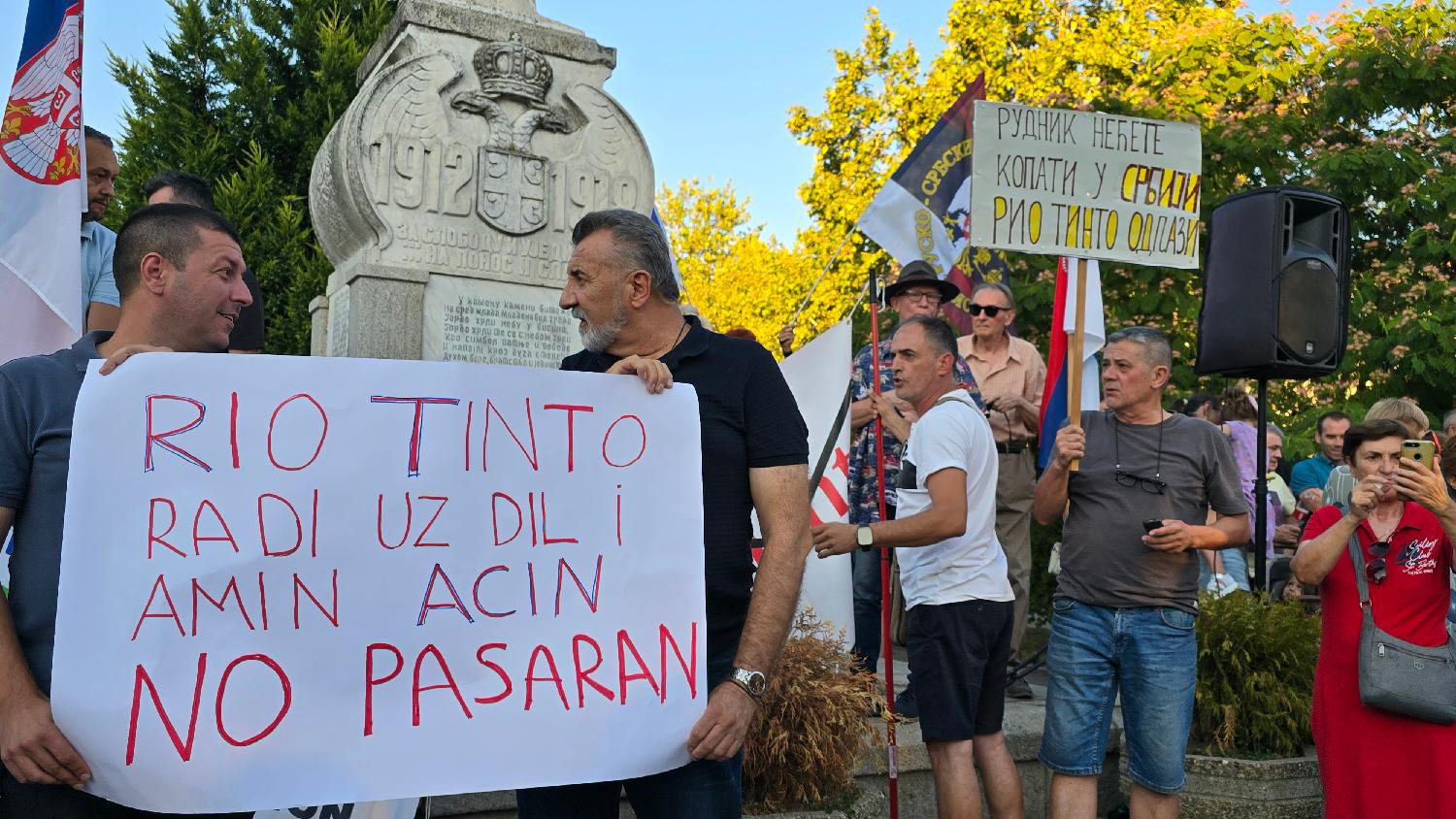 Da li se Vučić uplašio protesta i kako će danas reagovati? 4
