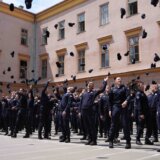Održana svečana promocija 44. klase polaznika Centra za osnovnu policijsku obuku u Sremskoj Kamenici 2