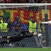 Kosta obrisao Ronaldu suze, Portugalija izbacila Sloveniju posle penala 12