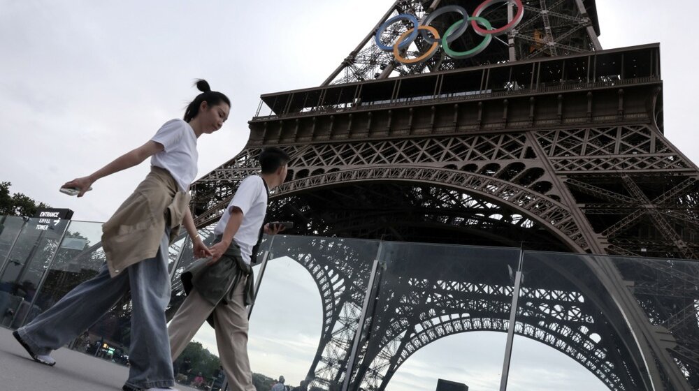 Sportistima u Parizu podeljeno 240.000 prezervativa: „Grad ljubavi“ nije oborio rekord Rio de Žaneira 11