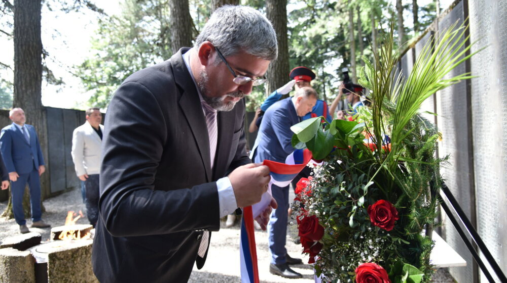 Starović položio venac na ceremoniji obeležavanja 82. godišnjice Bitke na Kozari 1