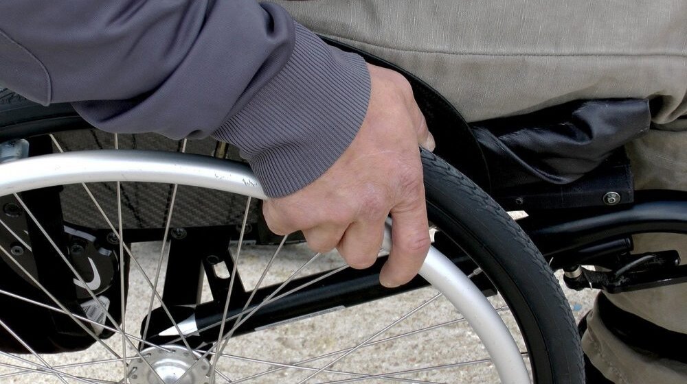 Grad Kragujevac i Nacionalna služba za zapošljavanje raspisali javni pozivi za samozapošljavanje i javne radove za osobe sa invaliditetom 9