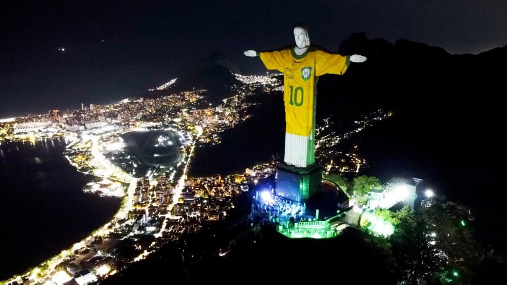 “Sveti Pele” se slavi 19. novembra: Brazilska Vlada uvela praznik u čast legendarnog fudbalera (VIDEO) 2