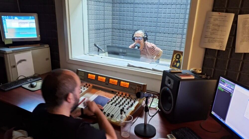Sluša se čak u 51 zemlji: Radio Zlatousti Mitropolije šumadijske iz Kragujevca obeležava 15 godina rada 1