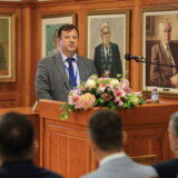 Rektor kragujevačkog Univerziteta Nenad Filipović postavljen za novog direktora Fonda za nauku 3