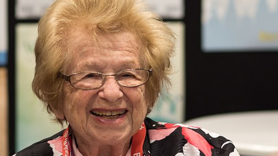 Umrla Dr Rut Vesthajmer (96), pionirka terapija problema sa seksom 14
