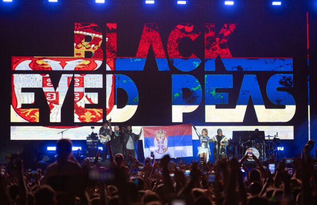 Black Eyed Peas pred 50.000 ljudi: „Hvala Srbijo, doći ćemo opet”! Na Exitu večeras John Newman, Kenya Grace, Maceo Plex i mnogi drugi! 1