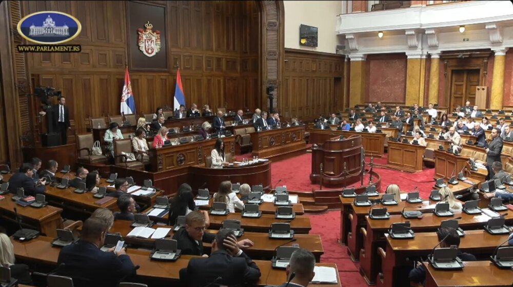 Skupština Srbije usvojila Svesrpsku deklaraciju 9