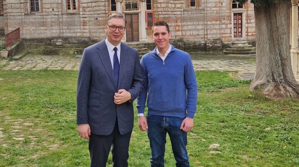 "Nije više dete, ali će uvek biti moj sin": Aleksandar Vučić reagovao na izjavu Srđana Škora o "tuširanju uranijumom" 8