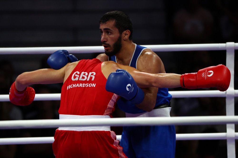 Bokser Vahid Abasov izgubio u prvoj borbi 3