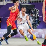 Opomena na Trgu Konkord: Kinezi pobedili basketaše Srbije 7