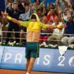 Reakcija Australijanca Ebdena kada je protiv Đokovića uzeo prvi olimpijski gem (VIDEO) 18