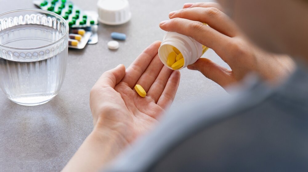 Farmaceut objasnio koje lekove nikad ne treba da uzimate zajedno: Ovih 5 kombinacija valja izbegavati 12