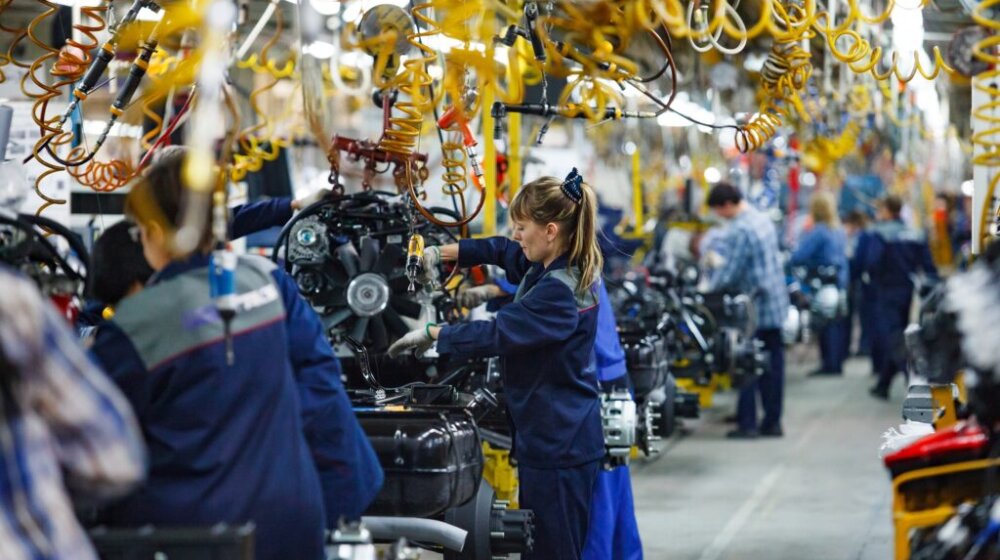 Proizvođači se suočavaju sa izazovima popunjavanja pozicija menadžera fabrika 24