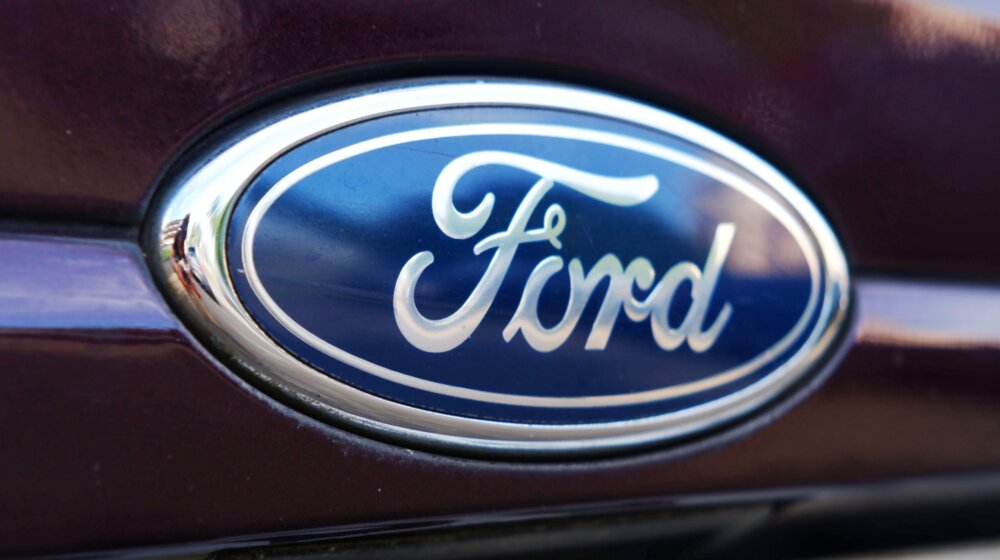 Električna vozila nastavljaju da prave gubitke Fordu, akcije pale 14% 23