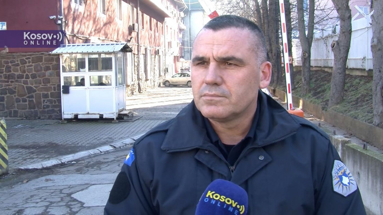 Eljšani: U podmetnutom požaru oštećena vozila opštine Zvečan 9