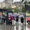 U Rakovici kao posledica nevremena nastao vodopad između zgrada (VIDEO) 14