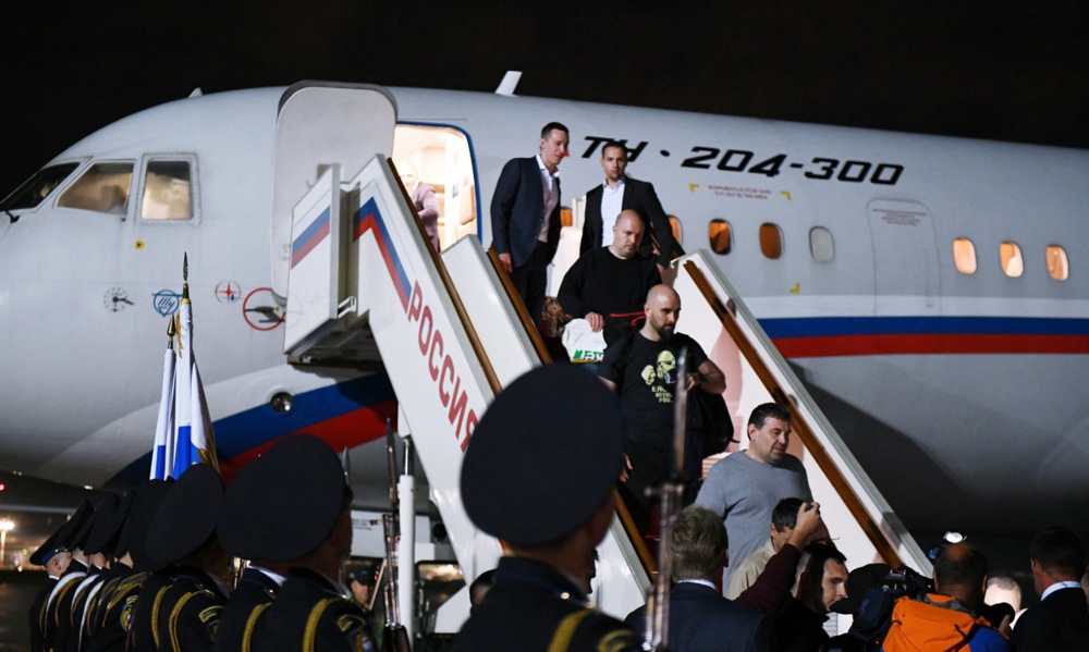 Putin dočekao ubice, špijune i prevarante: Ko je vraćen Rusiji u zamenu za političke zatvorenike? 3